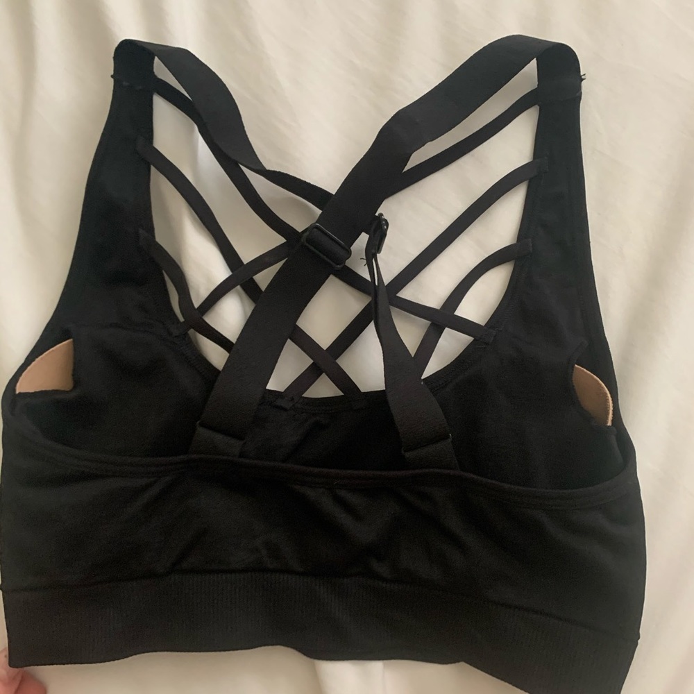 Sports bra - Picture 2 of 3